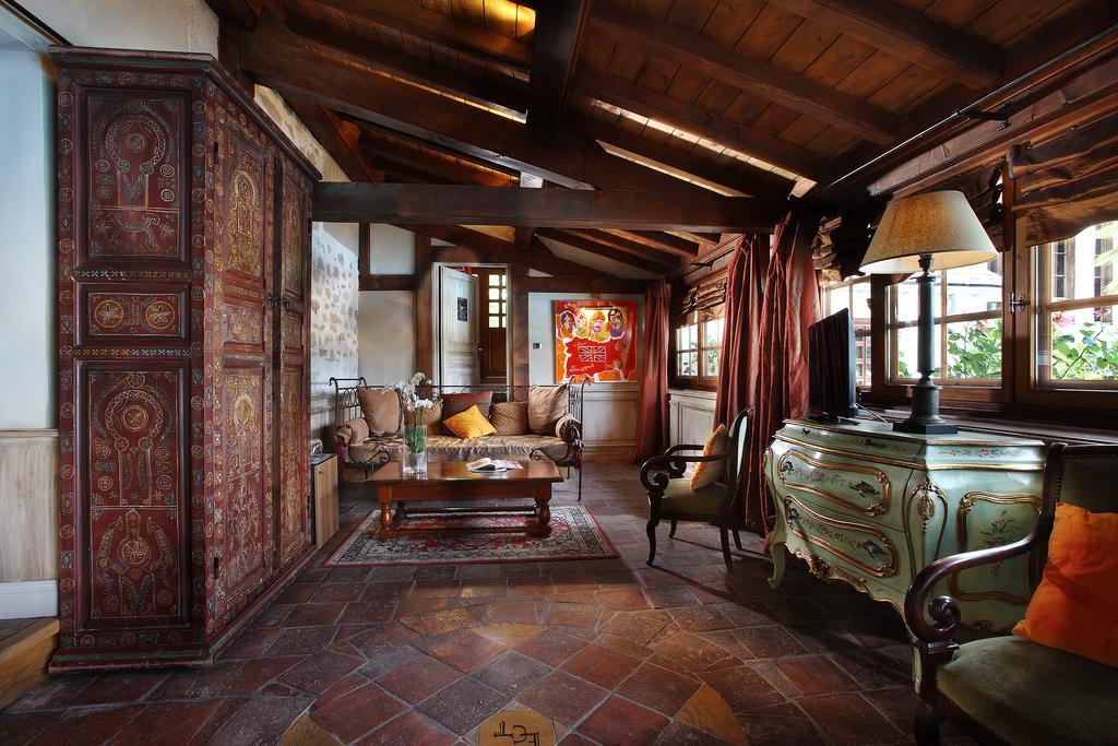 Les Saints Peres Hotel Montagnole Ngoại thất bức ảnh