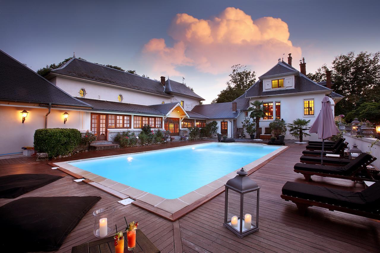 Les Saints Peres Hotel Montagnole Ngoại thất bức ảnh