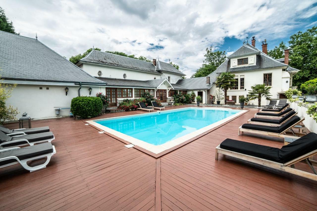 Les Saints Peres Hotel Montagnole Ngoại thất bức ảnh